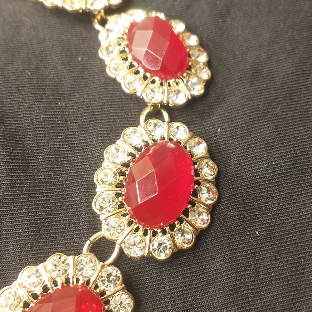 Beautiful, vintage, Avon, necklace